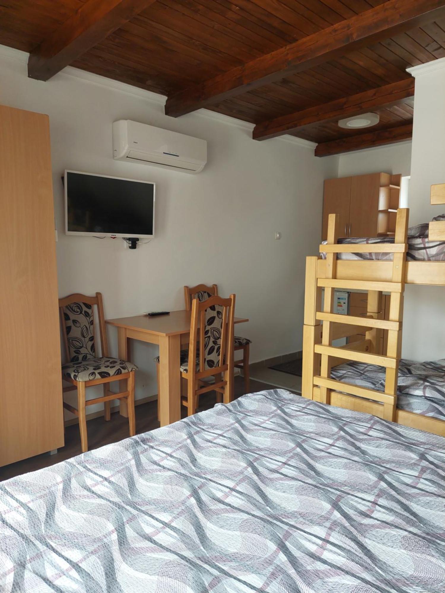Apartment M&M Pacir Dış mekan fotoğraf